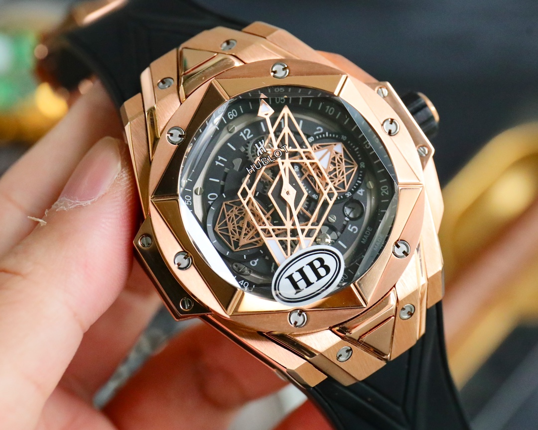 Hublot Big Bang Sang Bleu II Tattoo Second Generation Watch