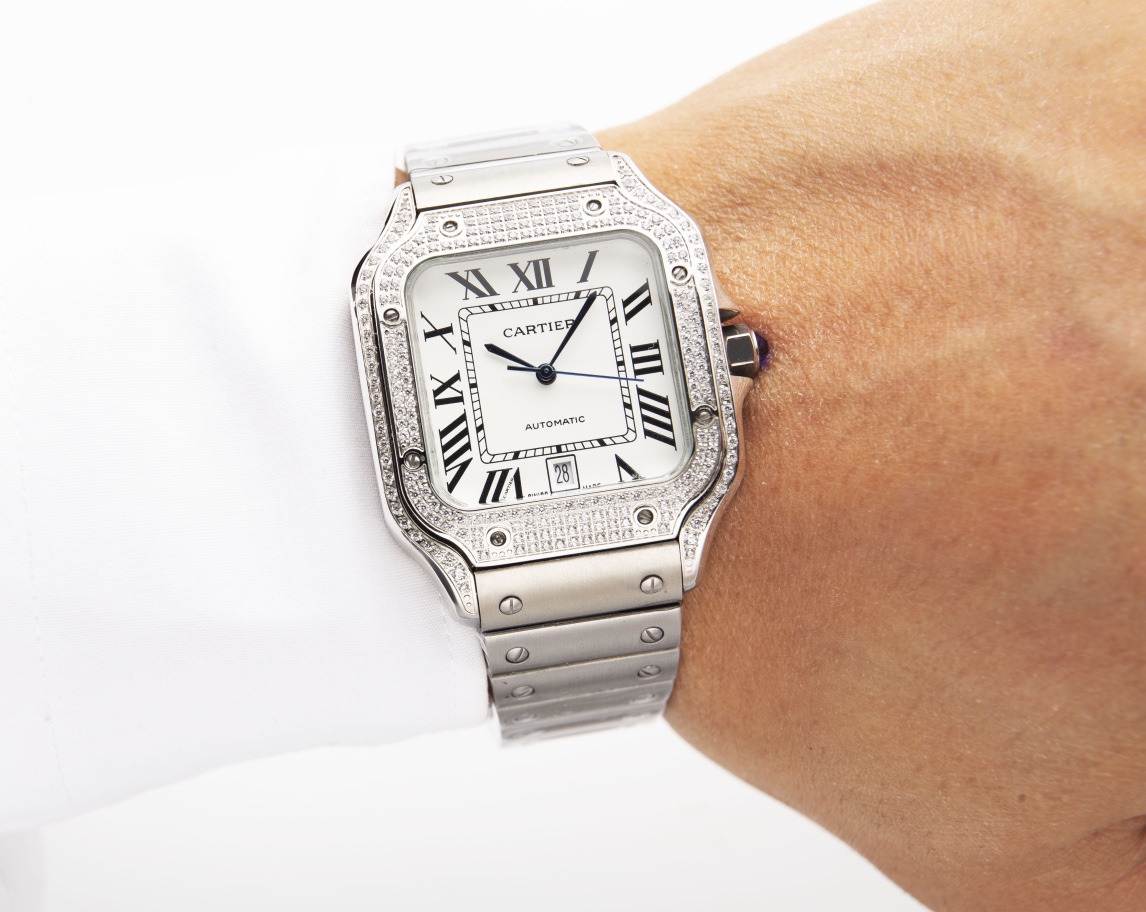 Santos, one of Dia's most classic series