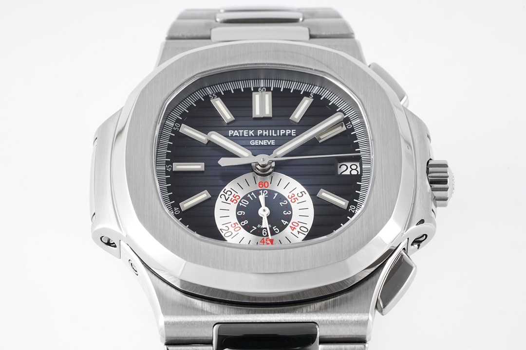 Patek Philippe Nautilus 5980/1A-014 multi-functional chronograph watch