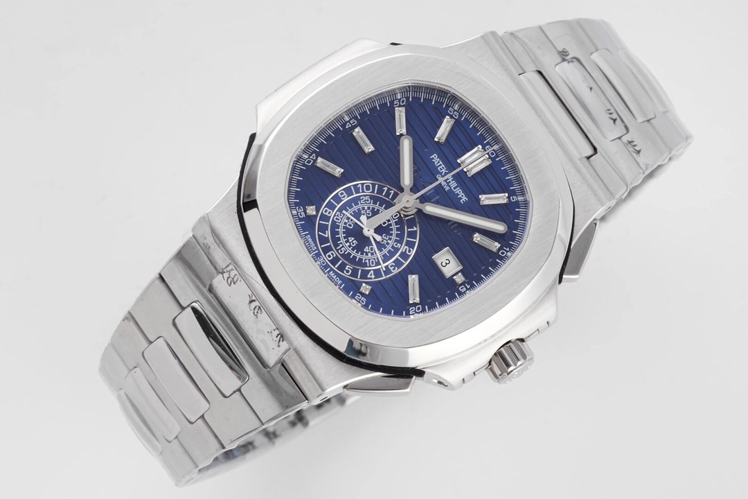 Patek Philippe Nautilus 5980/1A-014 multi-functional chronograph watch