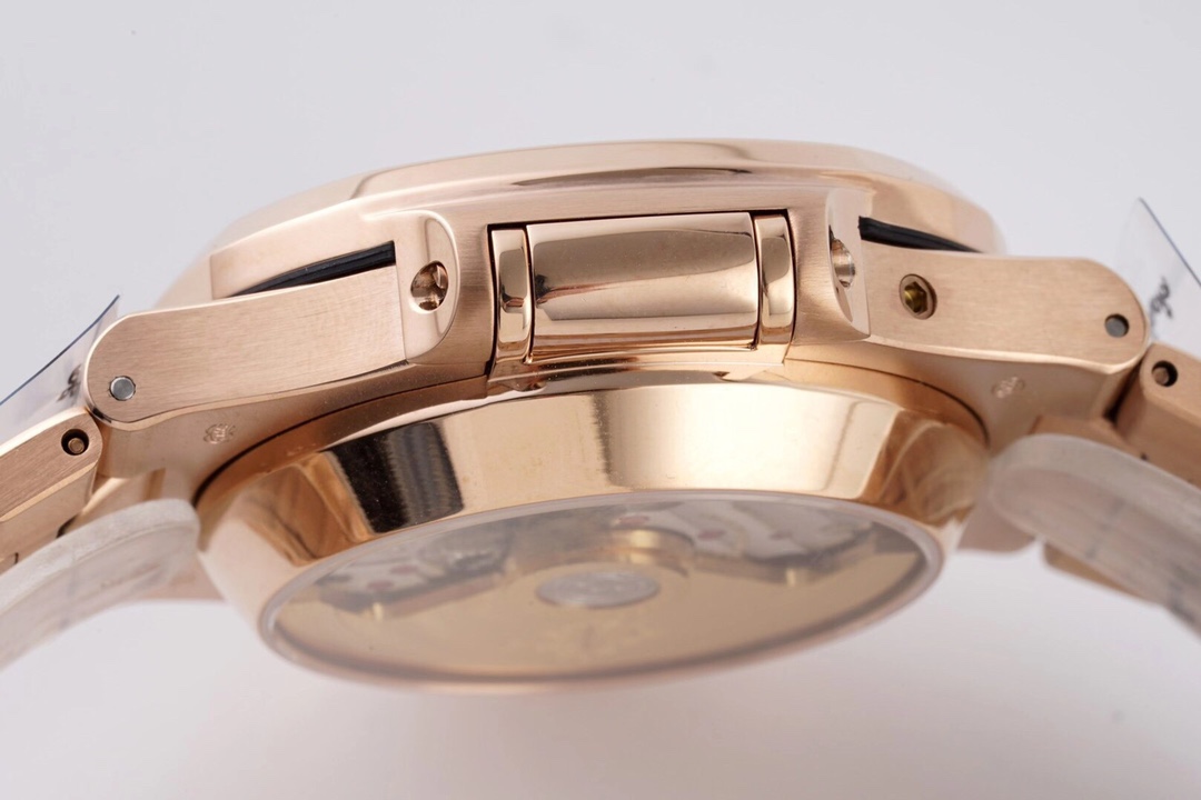 Patek Philippe Nautilus 5980/1A-014 multi-functional chronograph watch