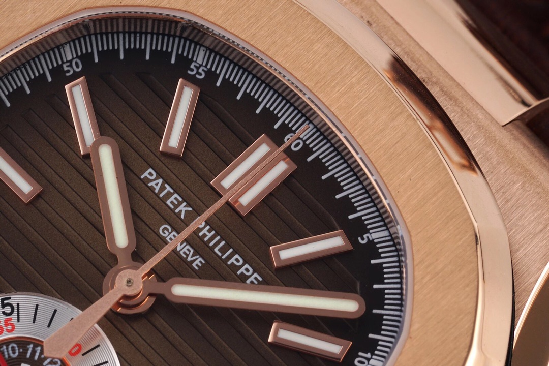 Patek Philippe Nautilus 5980/1A-014 multi-functional chronograph watch