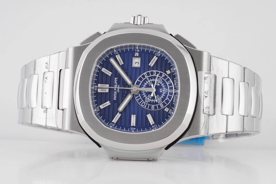 Patek Philippe Nautilus 5980/1A-014 multi-functional chronograph watch