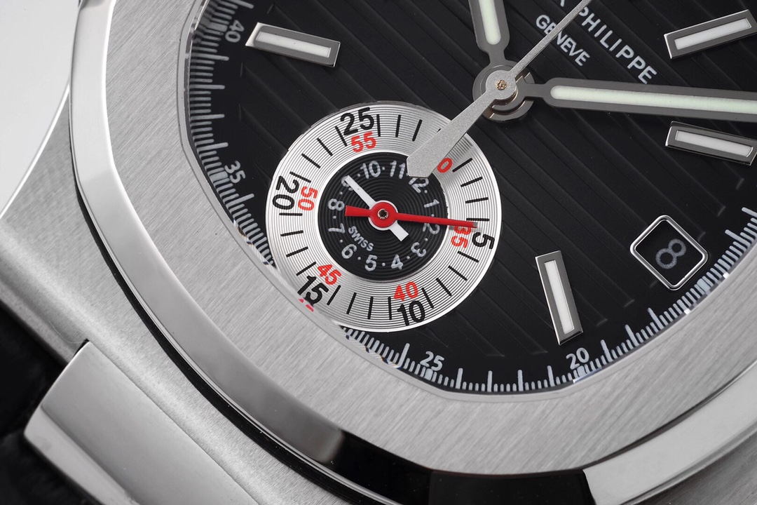 Patek Philippe Nautilus 5980/1A-014 multi-functional chronograph watch