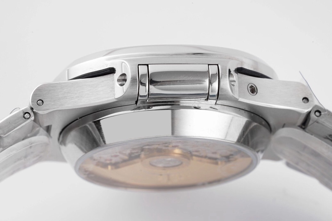 Patek Philippe Nautilus 5980/1A-014 multi-functional chronograph watch