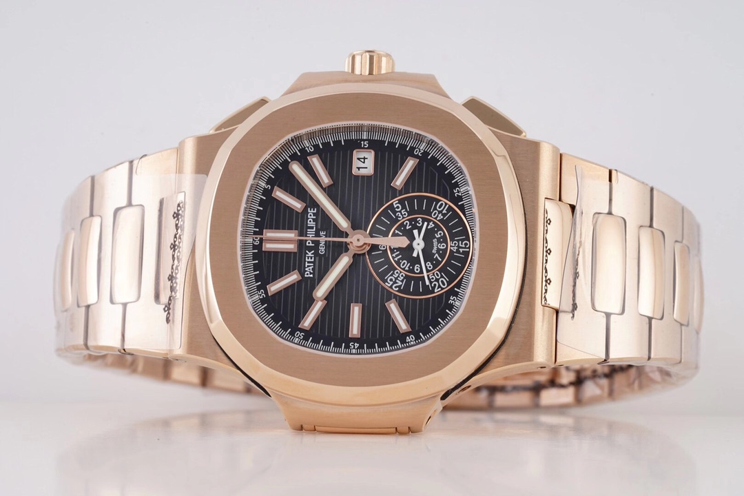 Patek Philippe Nautilus 5980/1A-014 multi-functional chronograph watch