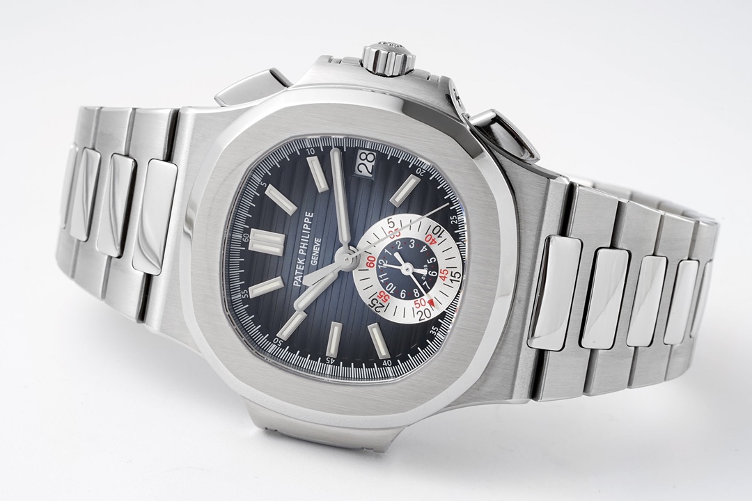 Patek Philippe Nautilus 5980/1A-014 multi-functional chronograph watch