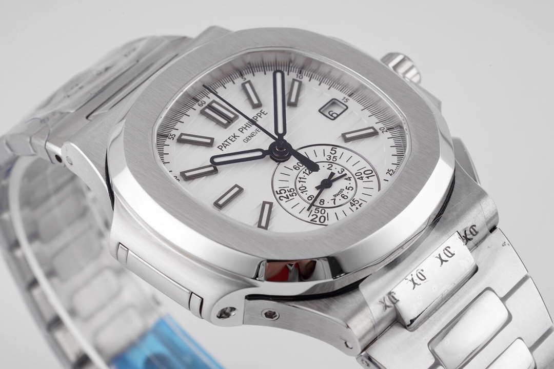 Patek Philippe Nautilus 5980/1A-014 multi-functional chronograph watch