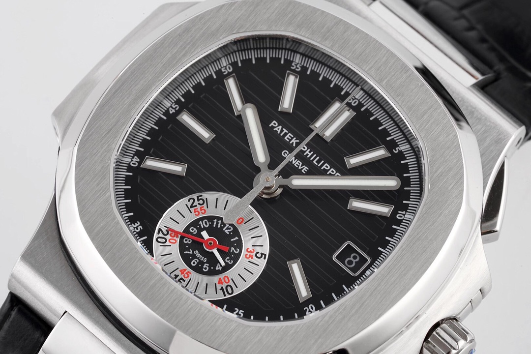 Patek Philippe Nautilus 5980/1A-014 multi-functional chronograph watch