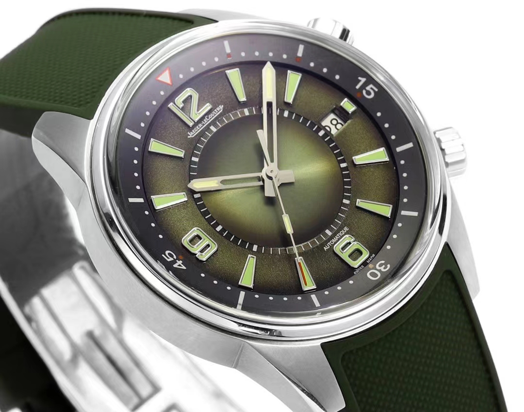 The Jaeger-LeCoultre Beichen series calendar watch