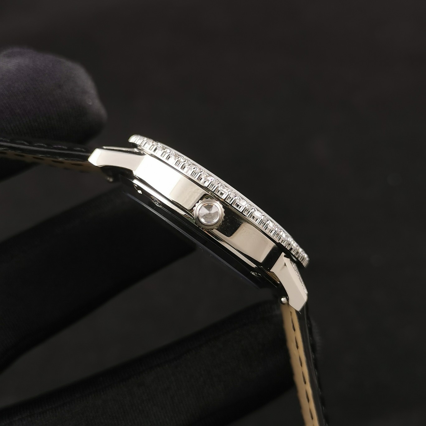 Jaeger-LeCoultre dating series - now launching new Q3523570 watch -