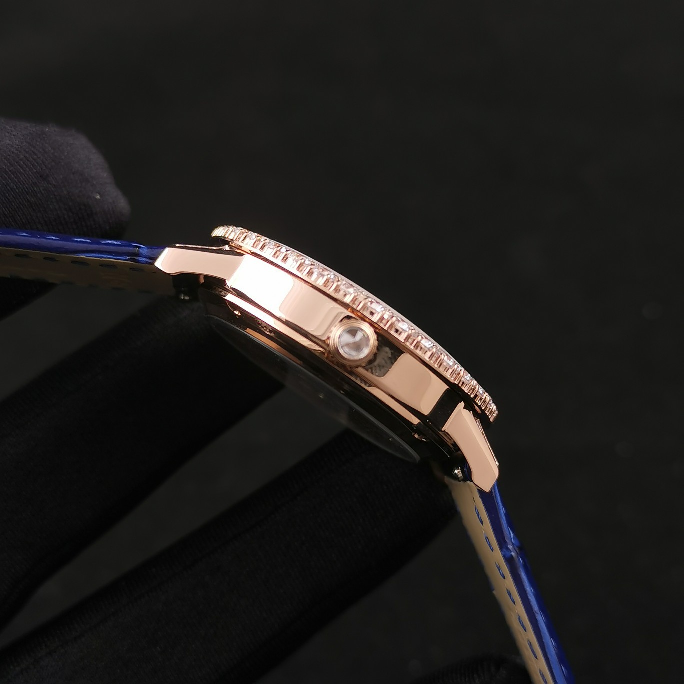 Jaeger-LeCoultre dating series - now launching new Q3523570 watch -