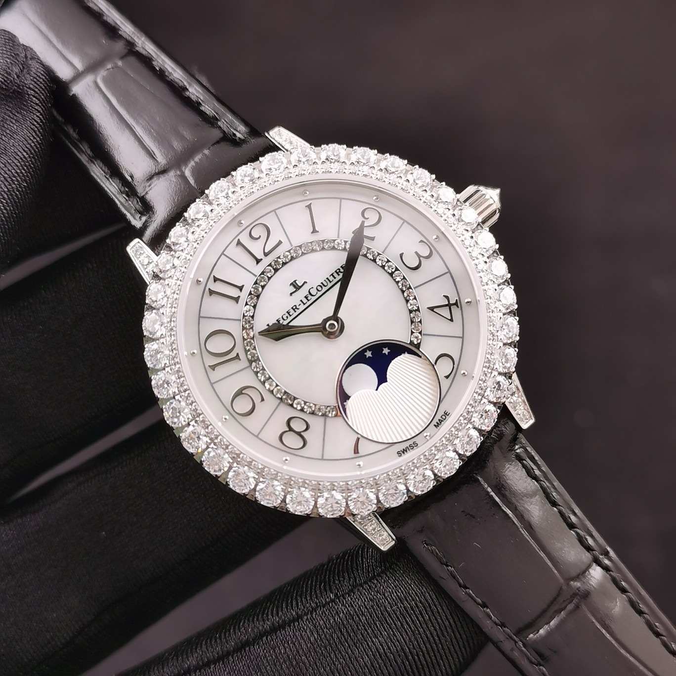 Jaeger-LeCoultre dating series - now launching new Q3523570 watch -