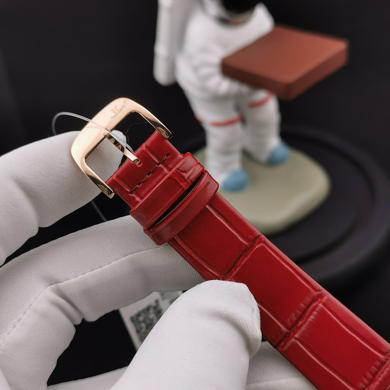 The goddess of stars and moon - Jaeger-LeCoultre Moon Phase Master watch