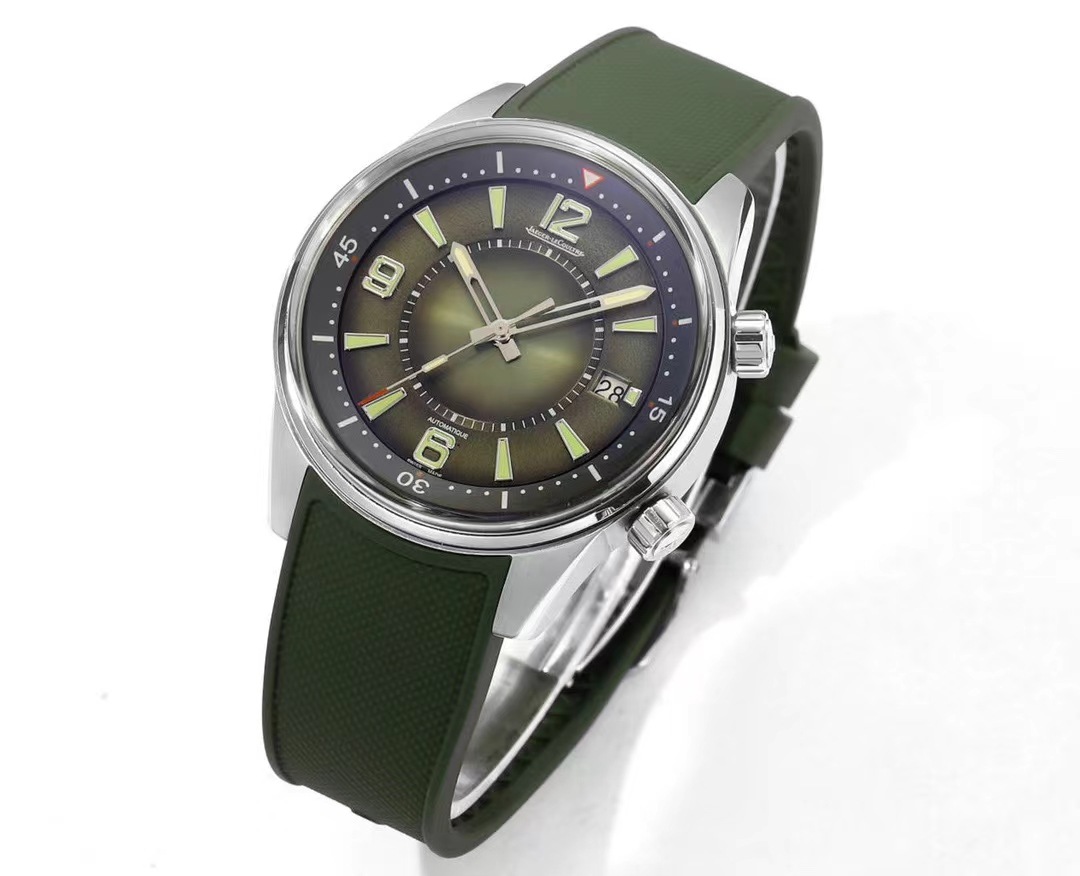 The Jaeger-LeCoultre Beichen series calendar watch