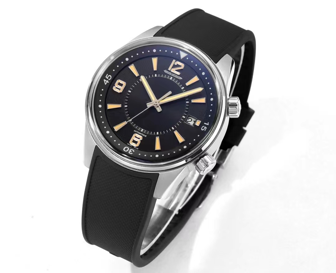 The Jaeger-LeCoultre Beichen series calendar watch
