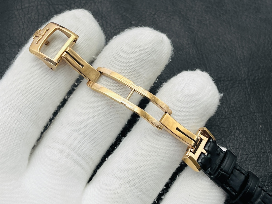 Jaeger-LeCoultre dating series watch!