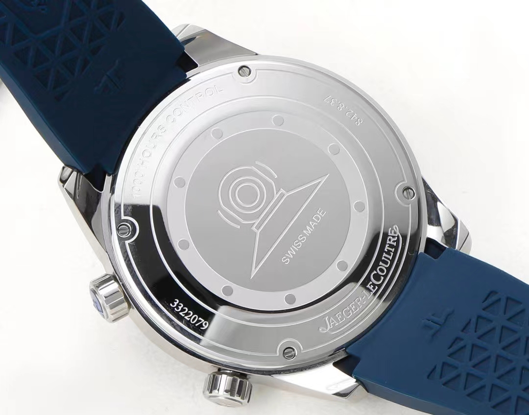 The Jaeger-LeCoultre Beichen series calendar watch