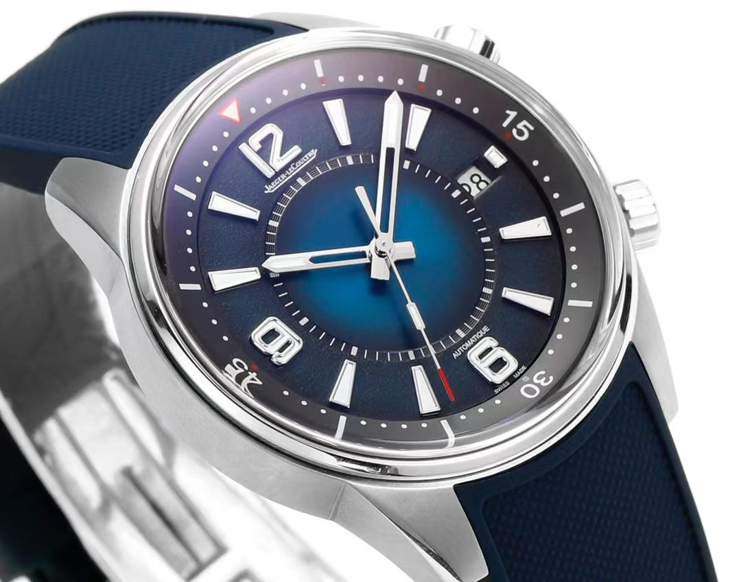 The Jaeger-LeCoultre Beichen series calendar watch