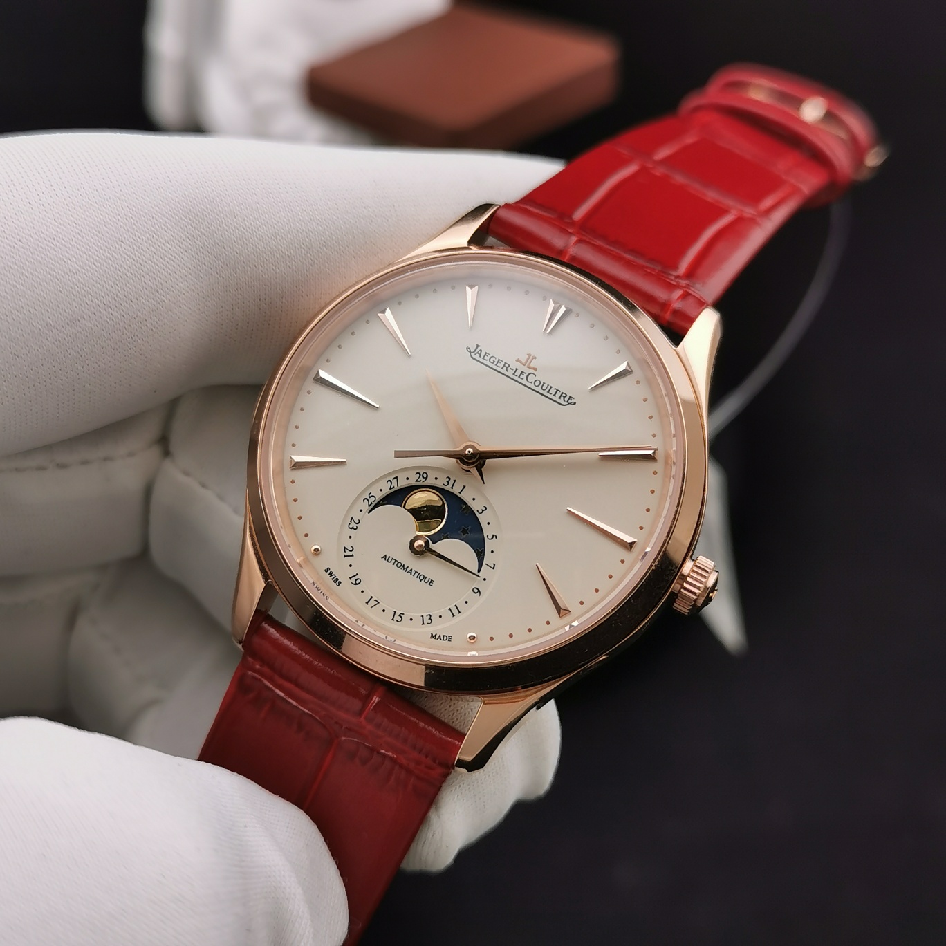 The goddess of stars and moon - Jaeger-LeCoultre Moon Phase Master watch