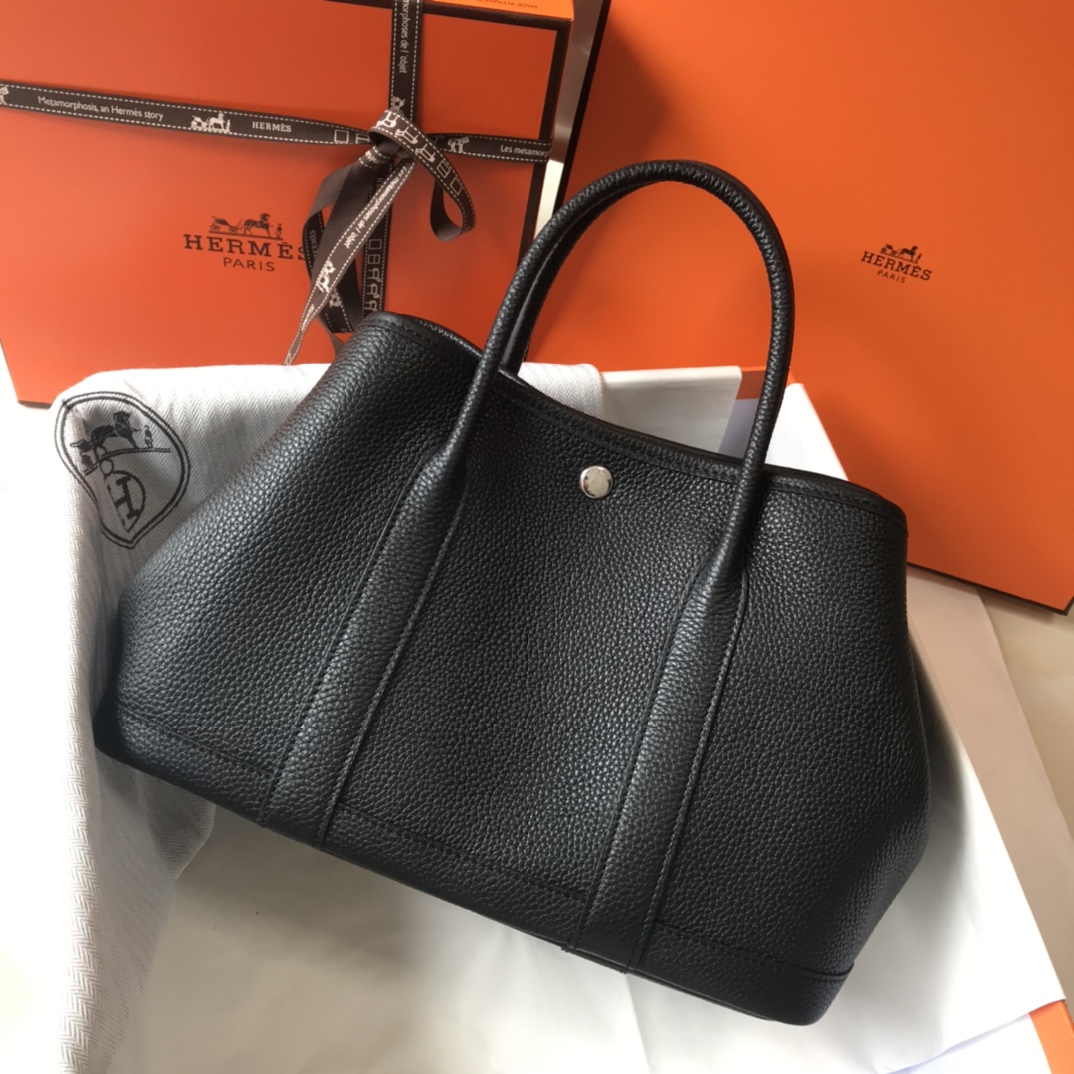 Hermès 𝑮𝒂𝒓𝒅𝒆𝒏 𝒑𝒂𝒓𝒕𝒚 ɞ▪️▪️▪️Classic Black▪️.