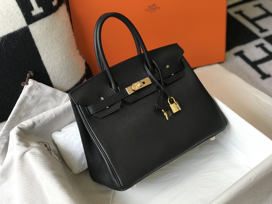 Hermes 𝑫𝒓𝒆𝒂𝒎 𝒃𝒂𝒈 ✐. Classic black (gold and silver buckle)
