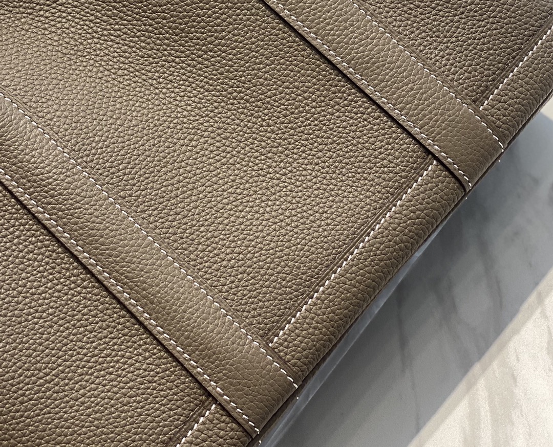 Hermès 𝑮𝒂𝒓𝒅𝒆𝒏 𝒑𝒂𝒓𝒕𝒚 ɞ▪️▪️elephant gray.