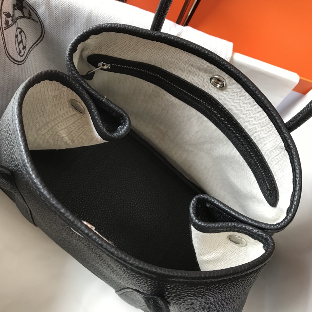 Hermès 𝑮𝒂𝒓𝒅𝒆𝒏 𝒑𝒂𝒓𝒕𝒚 ɞ▪️▪️▪️Classic Black▪️.