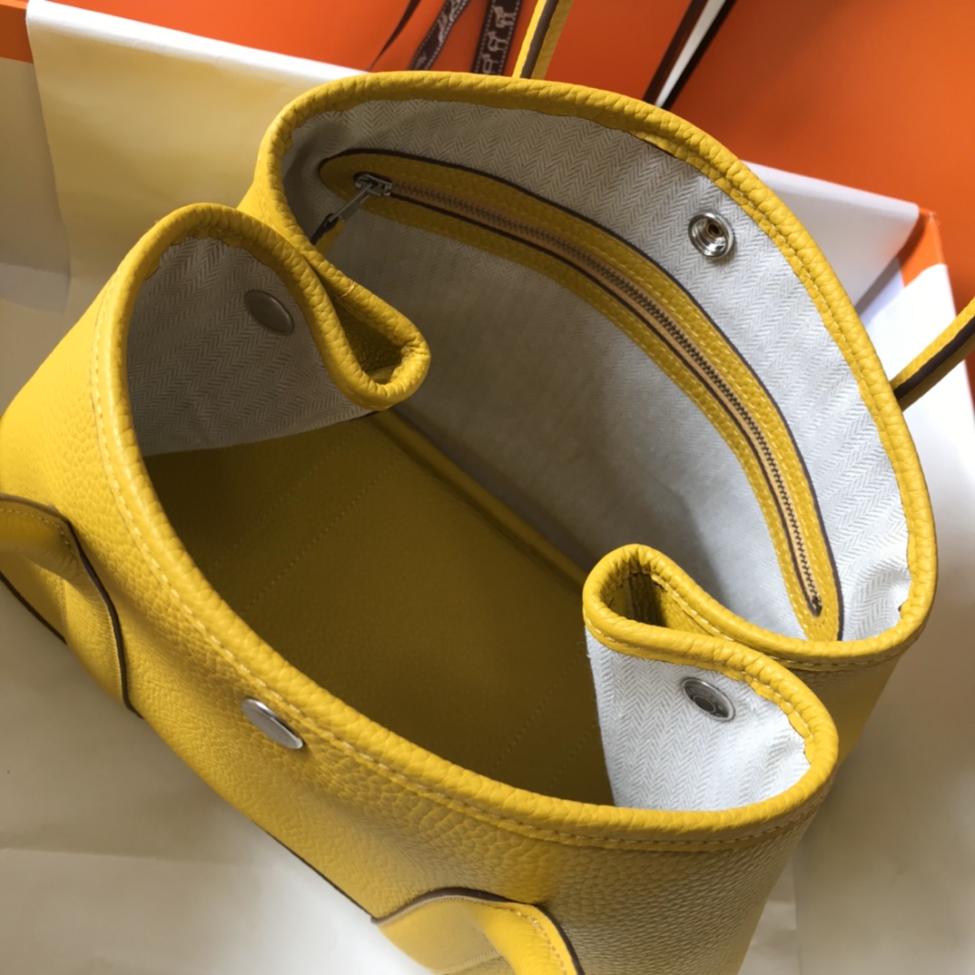 Hermès 𝑮𝒂𝒓𝒅𝒆𝒏 𝒑𝒂𝒓𝒕𝒚 ɞ▪️▪️▪️Amber Yellow🐘.