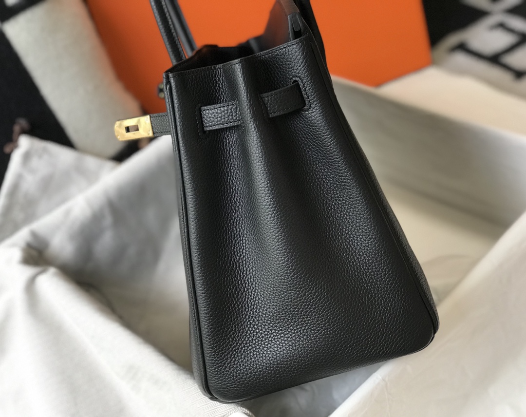 Hermes 𝑫𝒓𝒆𝒂𝒎 𝒃𝒂𝒈 ✐. Classic black (gold and silver buckle)