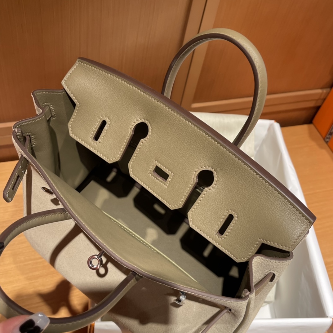 Hermès Limited Edition Kelly 28cm Kelly Bag