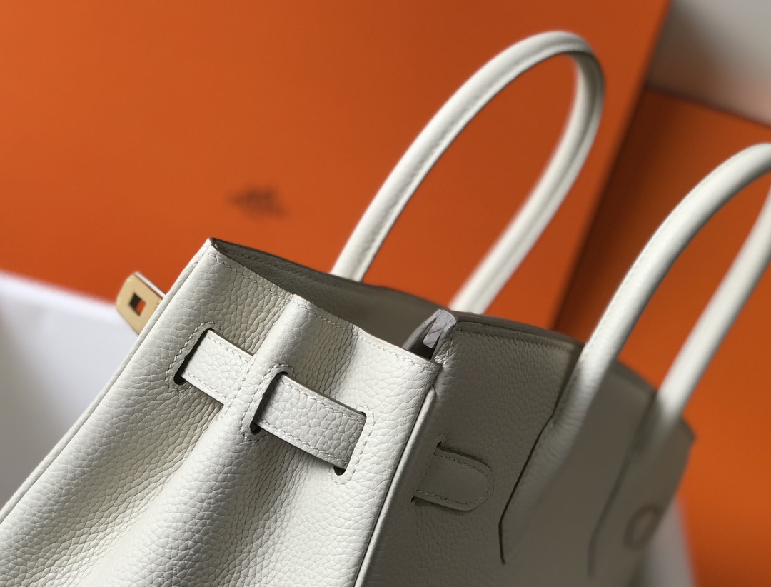 Hermes 𝑫𝒓𝒆𝒂𝒎 𝒃𝒂𝒈 ✐...Milkshake White (gold and silver buckle)
