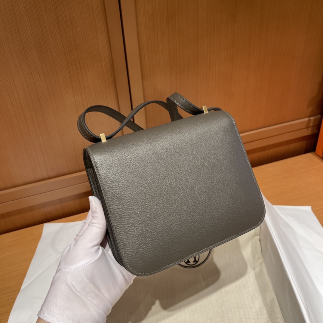 Hermès constance 19cm versatile series model,