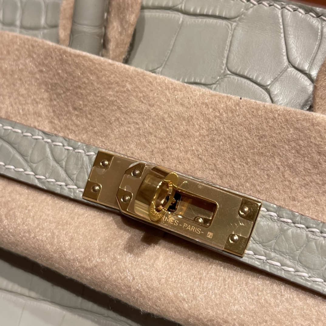 Hermès stock Birkin 25cm Nile crocodile
