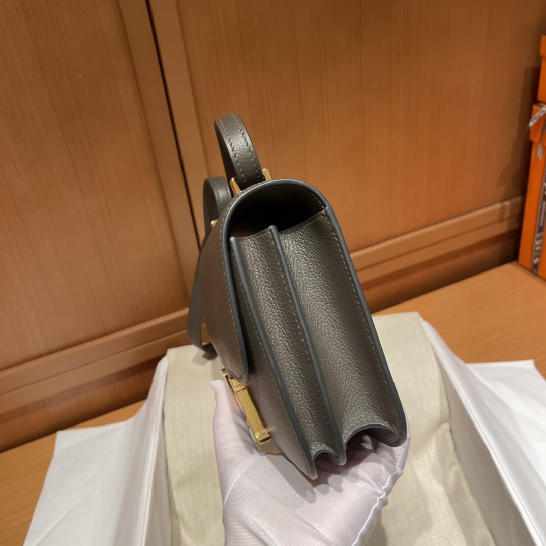 Hermès constance 19cm versatile series model,