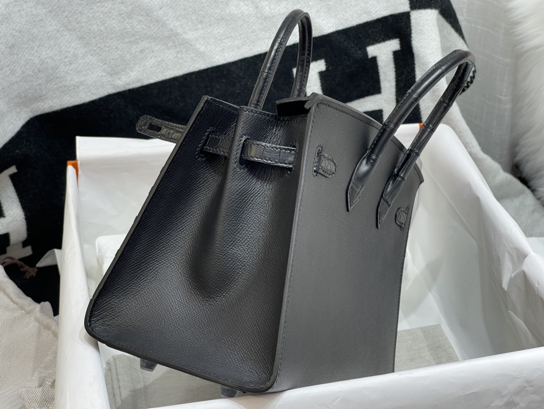 Hermès: Small House Bag 25CM. In stock🈶️ American crocodile