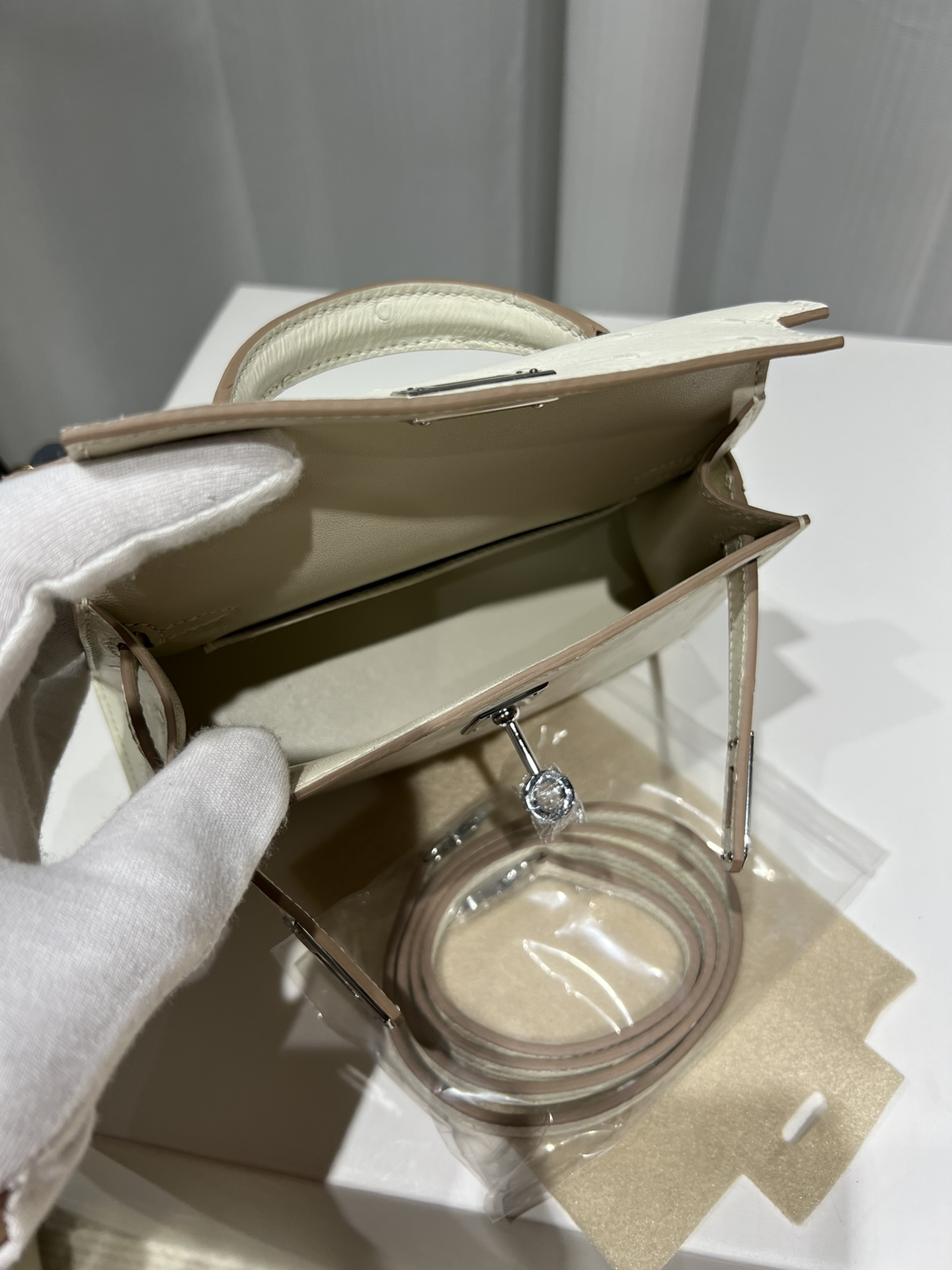 Hermès Kelly second generation 19cm imported top quality KK ostrich leather