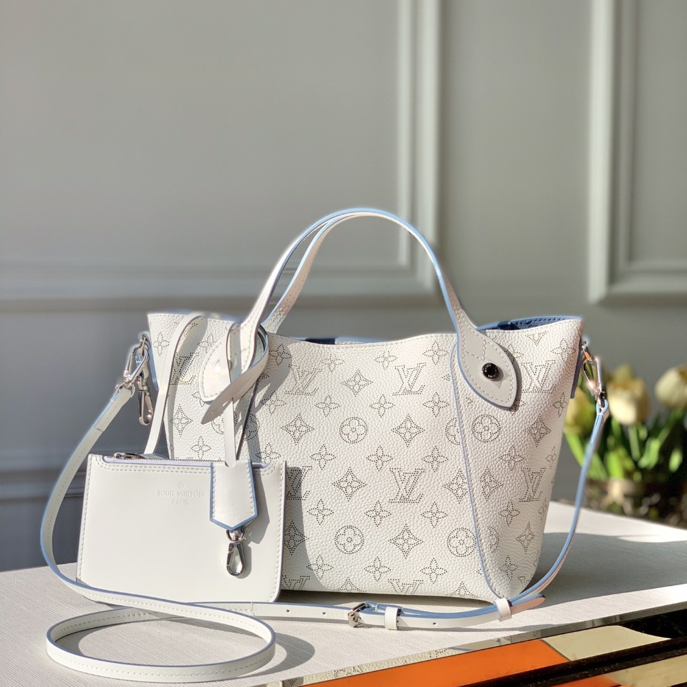 LV [item number] M54353 (running quantity model)