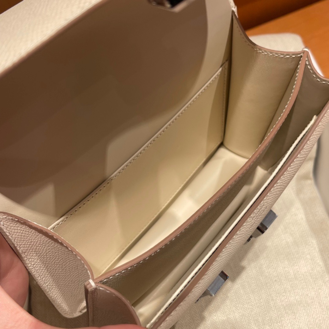 Hermès constance 19cm versatile series model,