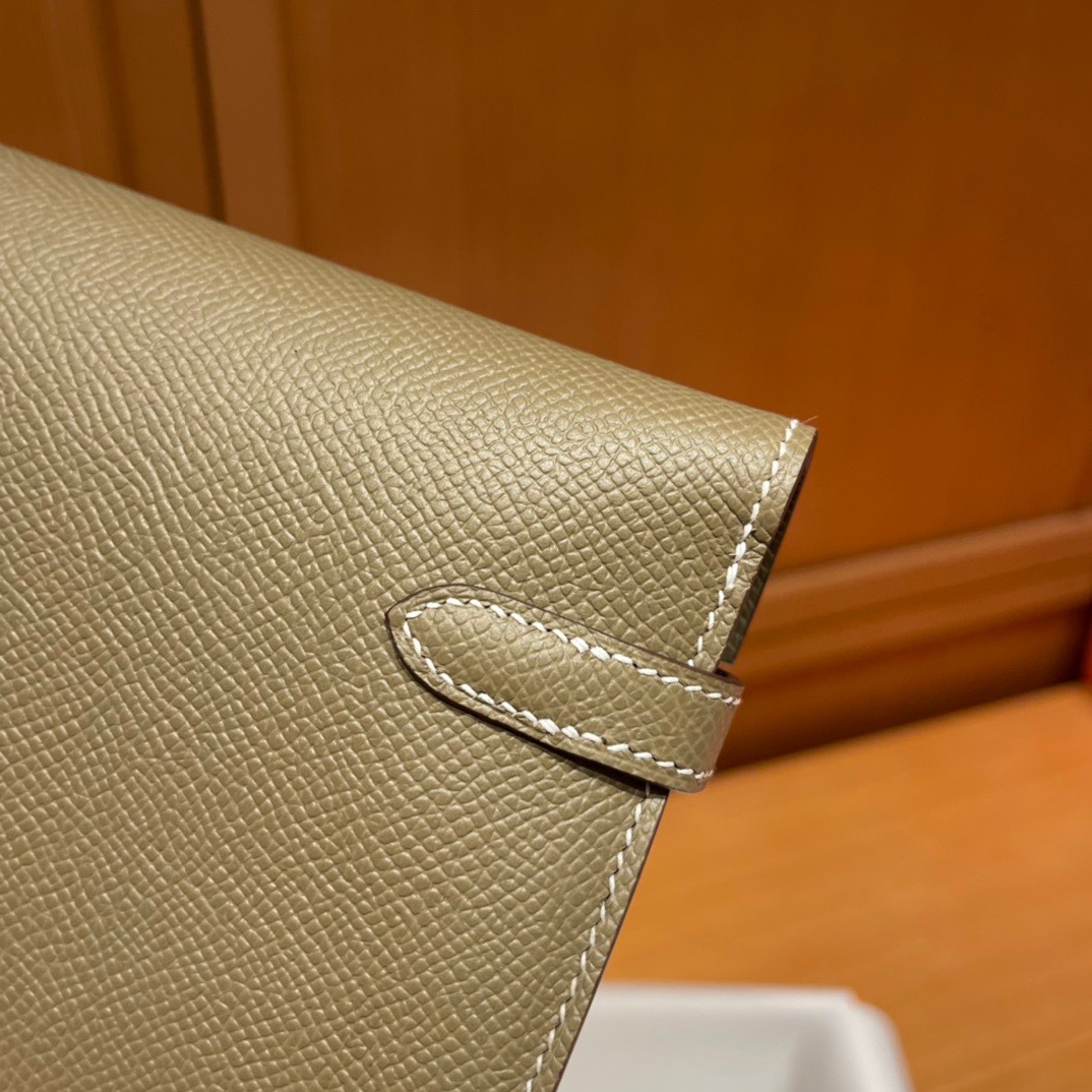 Hermès Kelly Classic Wallet