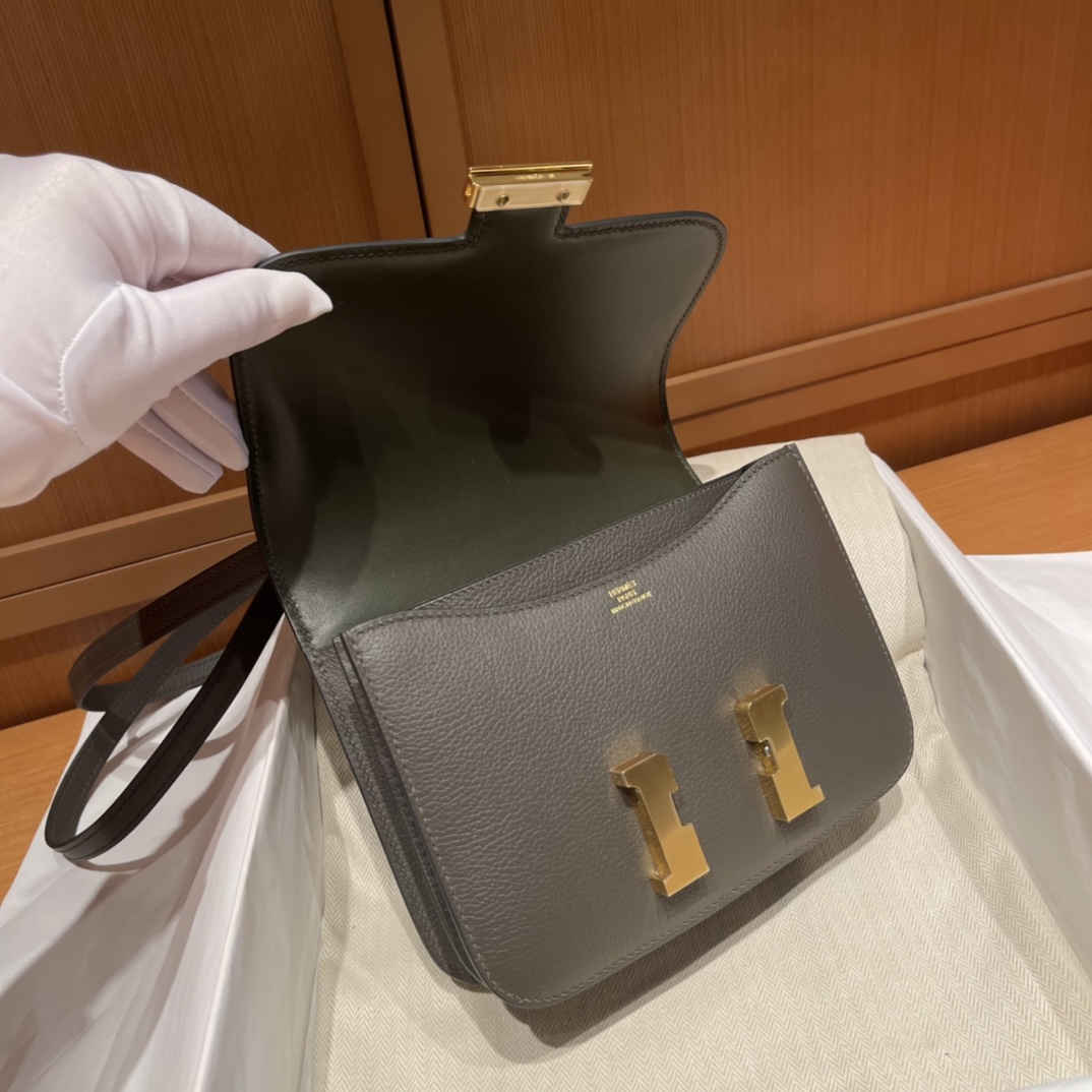 Hermès constance 19cm versatile series model,