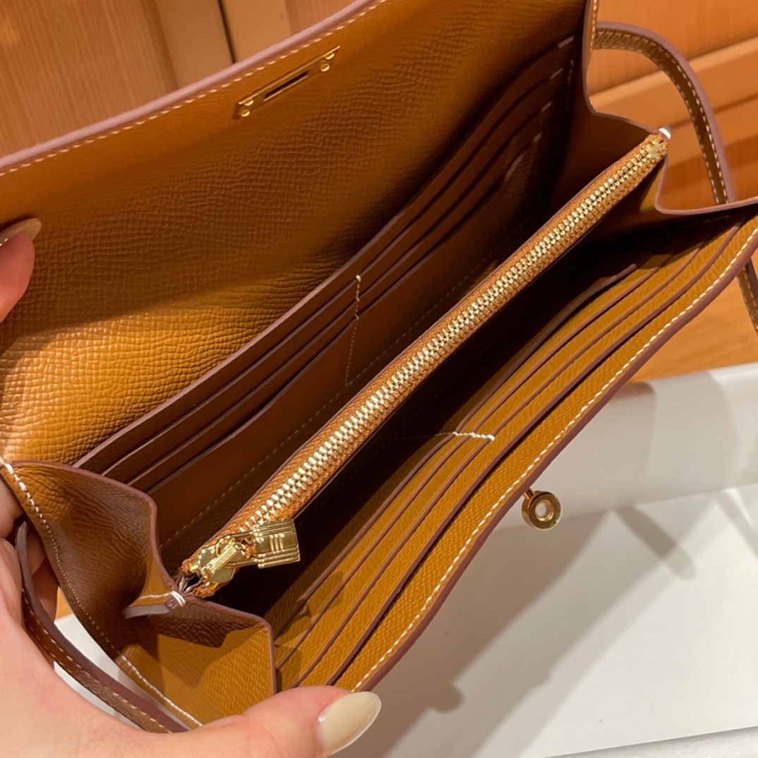 Hermès Kelly Classic Wallet