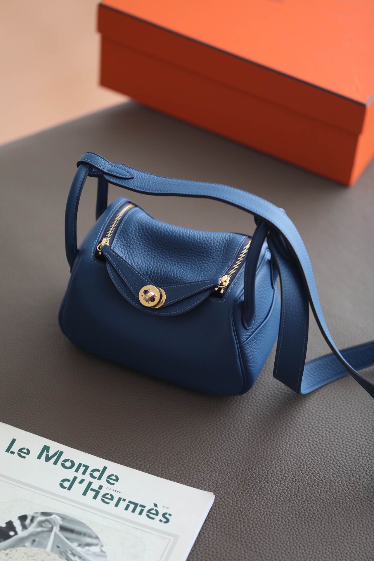 Hermès Kelly mini 2 American crocodile matte 6U mint green silver buckle