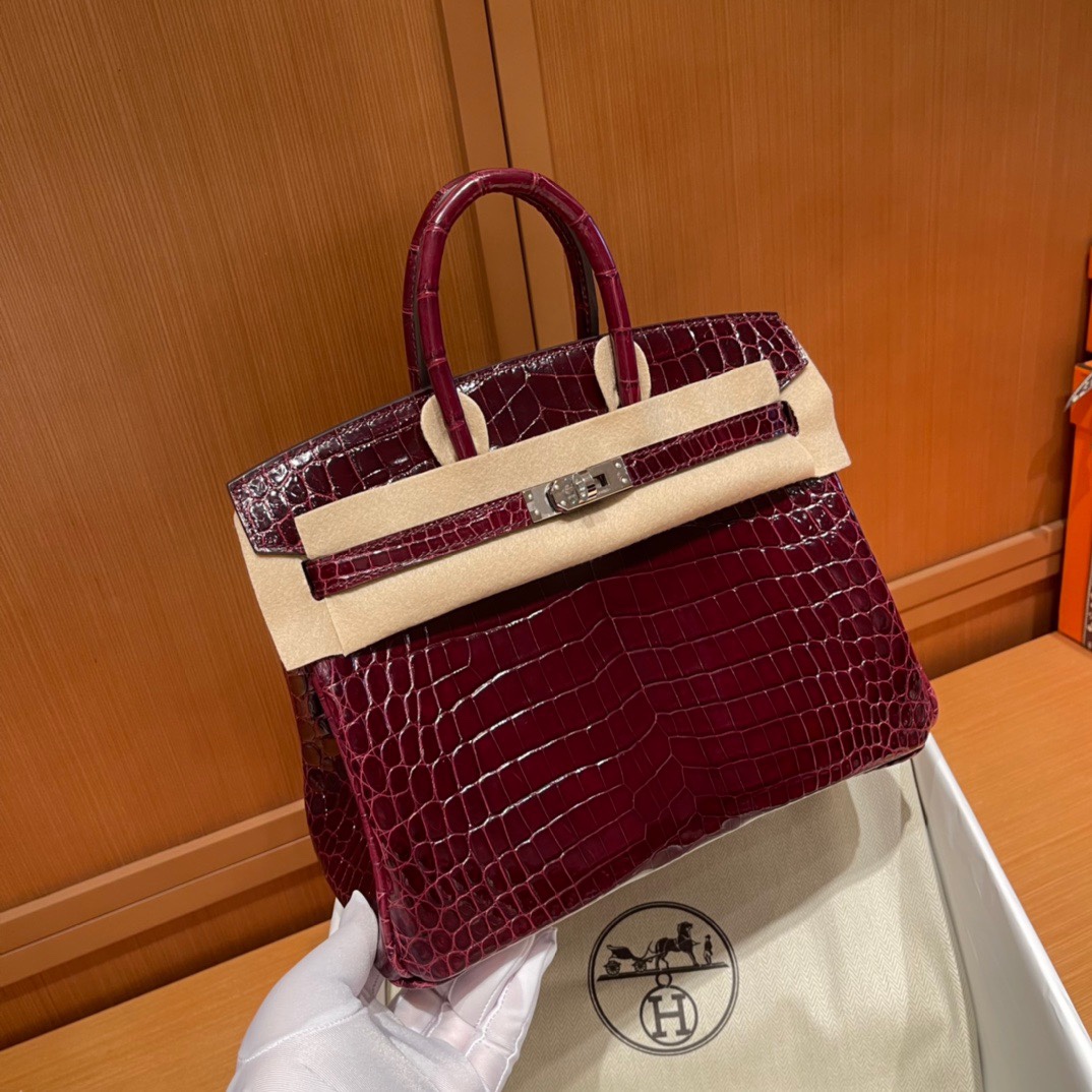Hermès stock Birkin 25cm crocodile Nlio