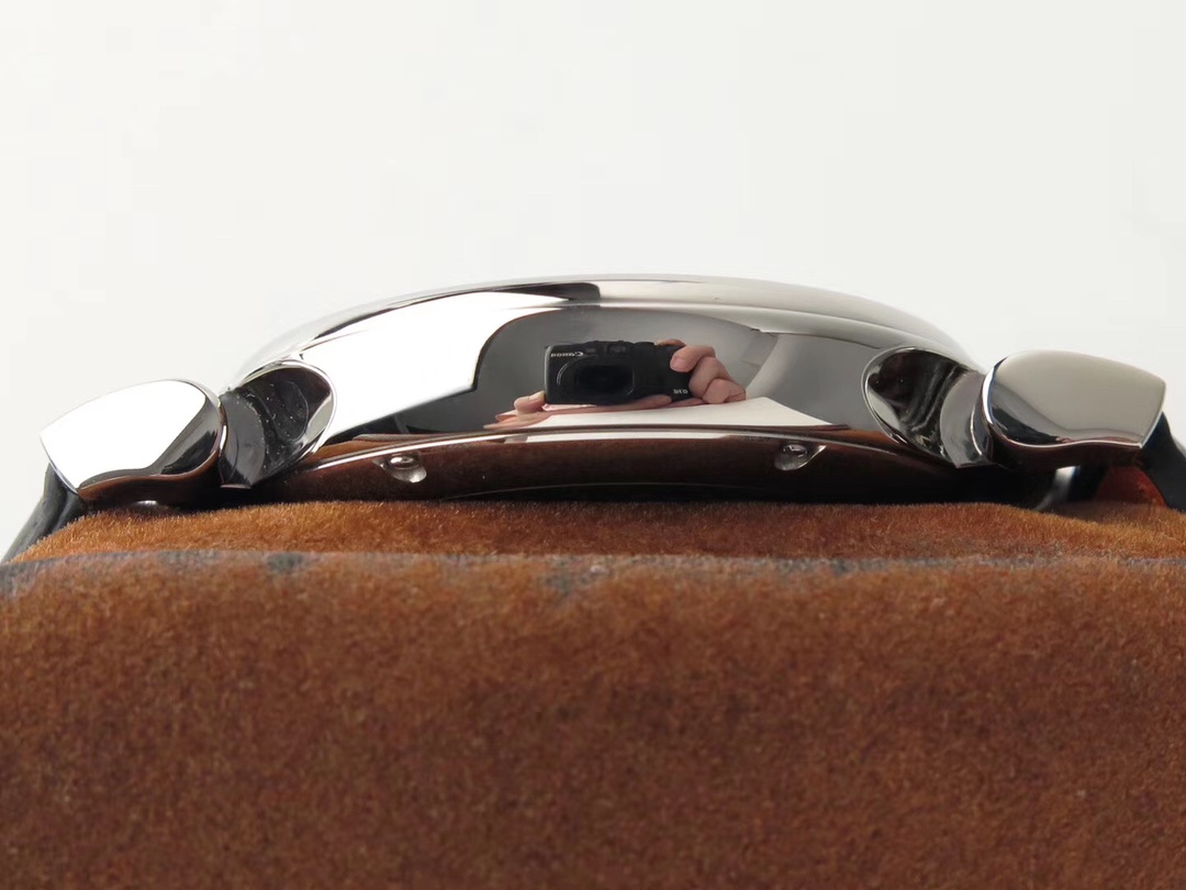 IWC Da Vinci Classic Moon Phase Watch