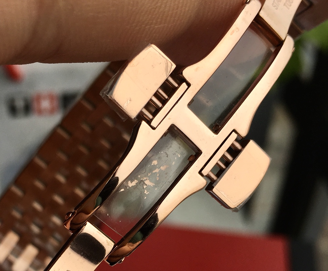 Tissot T063.610.36.038.00 steel