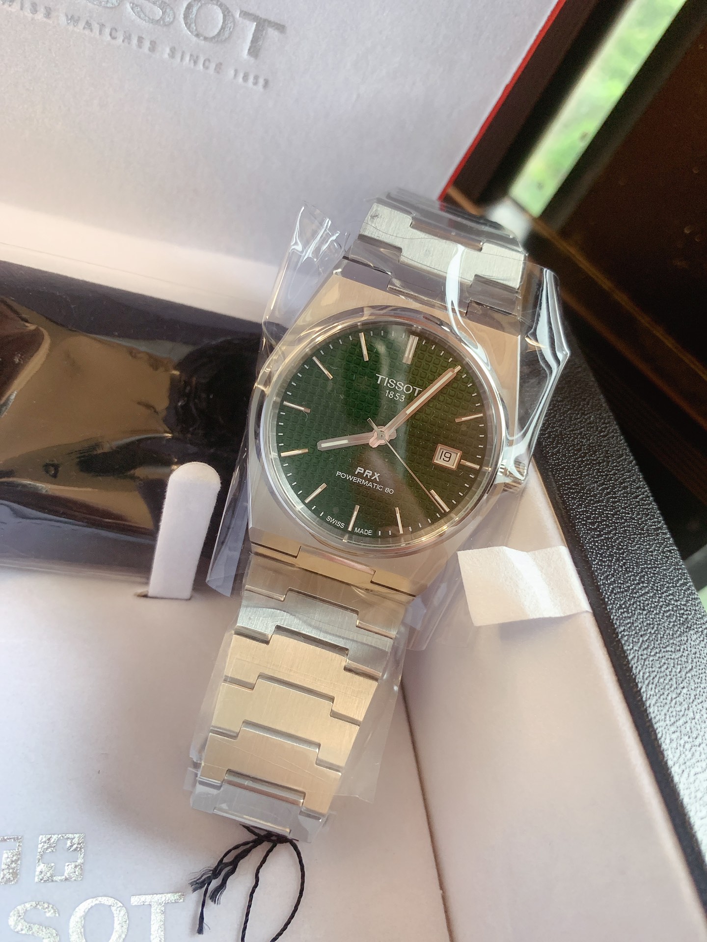 Tissot new mechanical model T137407.11.091.00. Large.