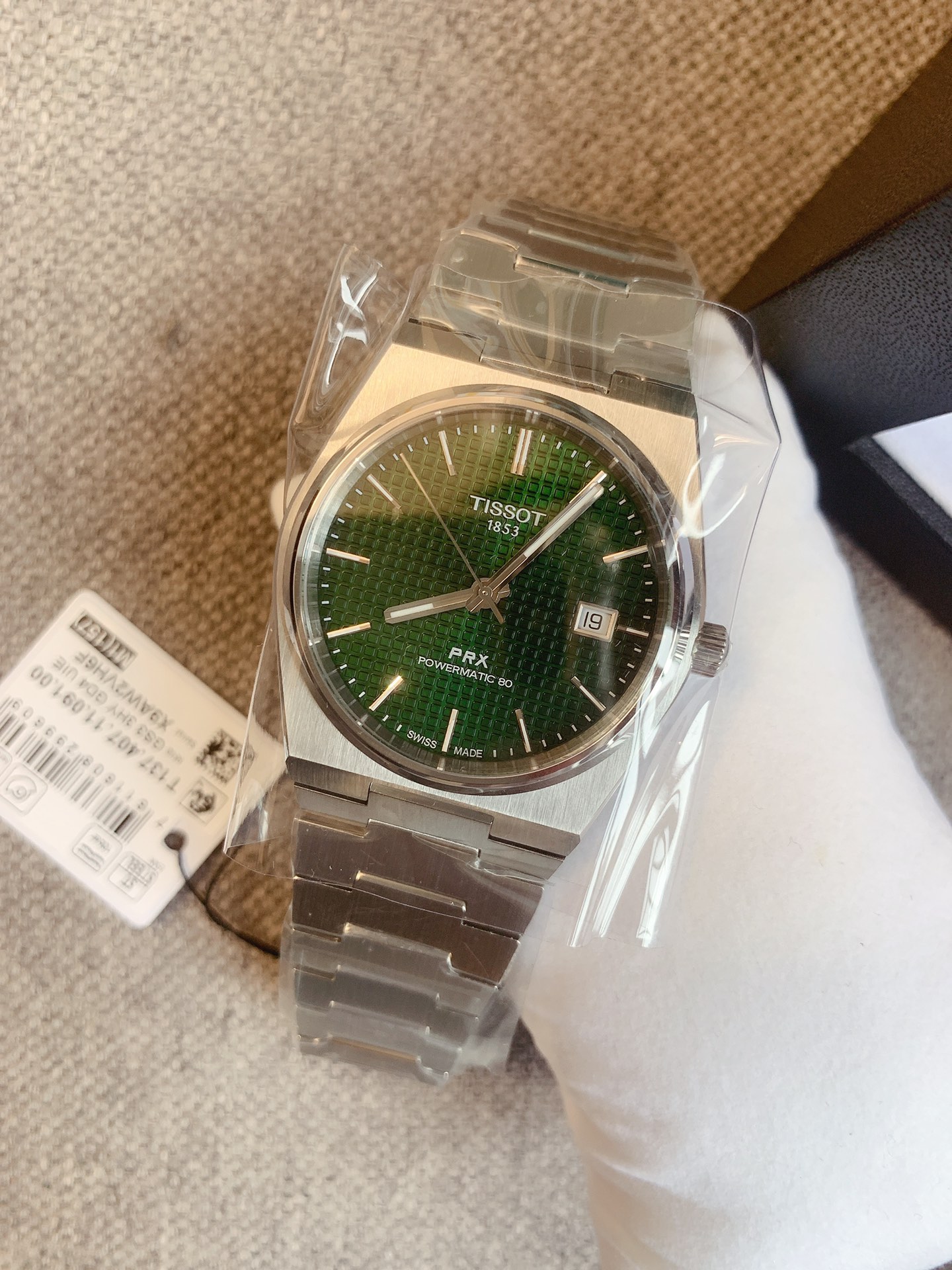 Tissot new mechanical model T137407.11.091.00. Large.