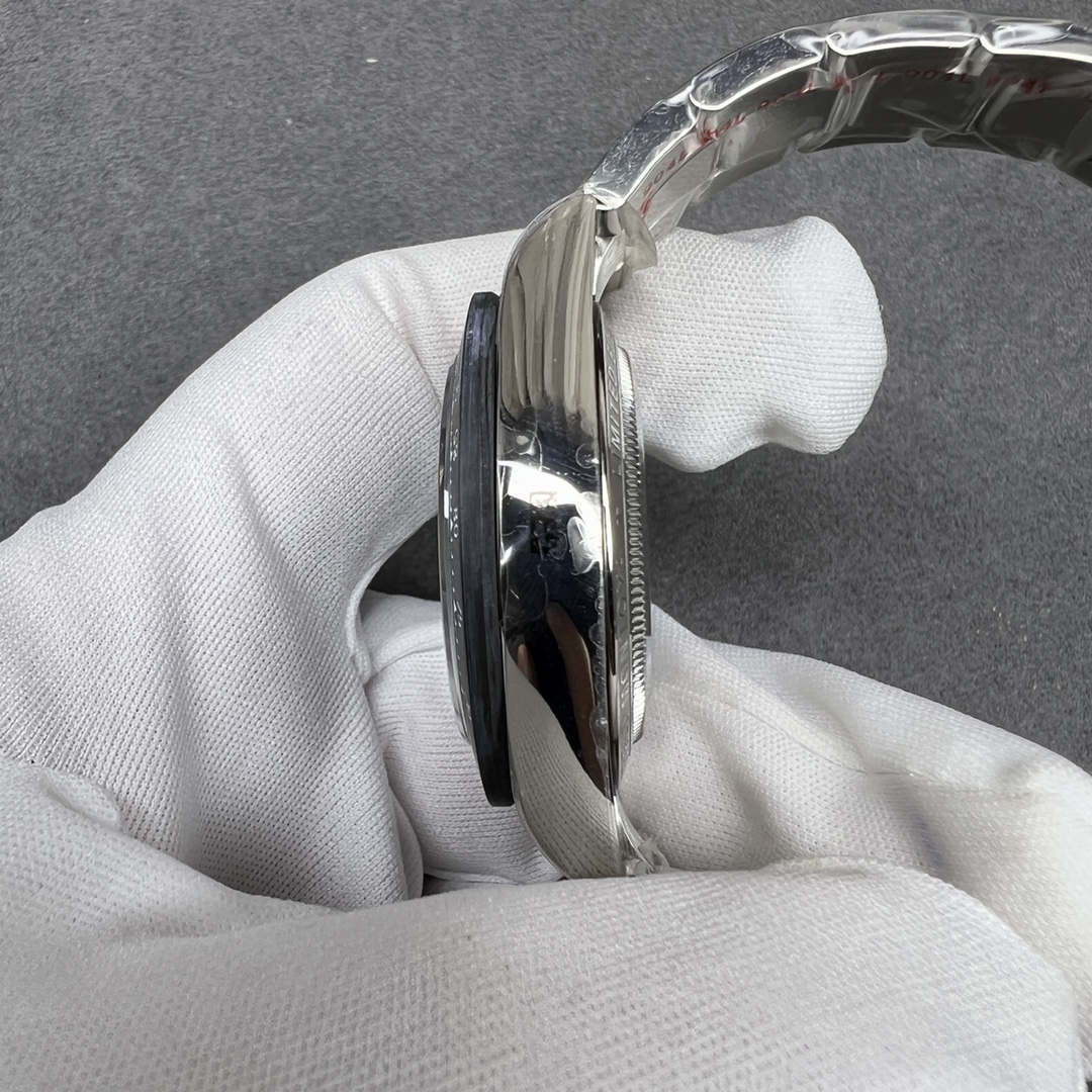 The world's first hollow dial Rolex Daytona watch,