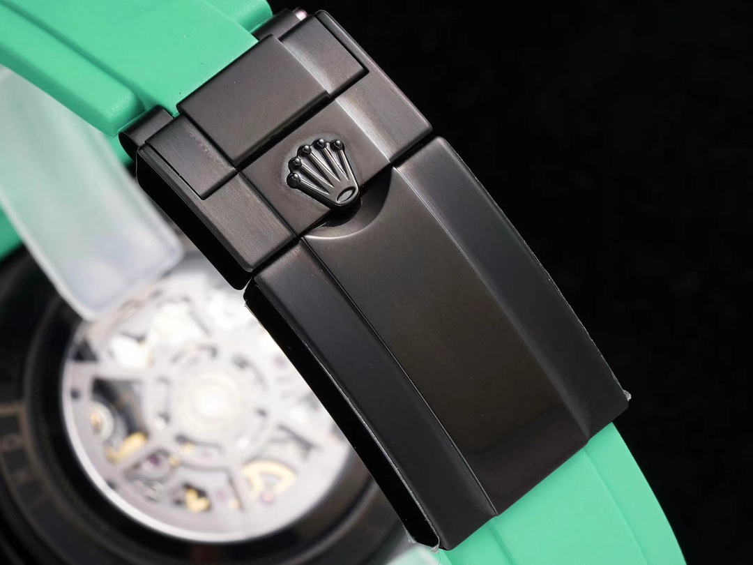 The new hollow Rolex Daytona watch